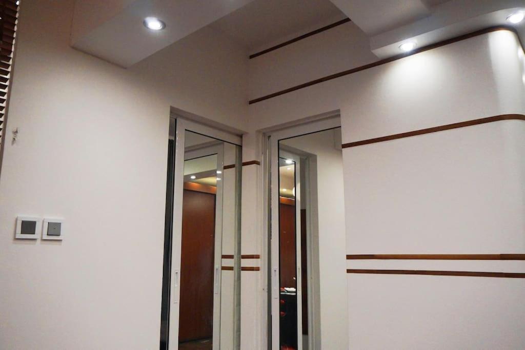 Sofia Zen - On Metro, Ultra Fast Wi-Fi Apartment Exterior foto